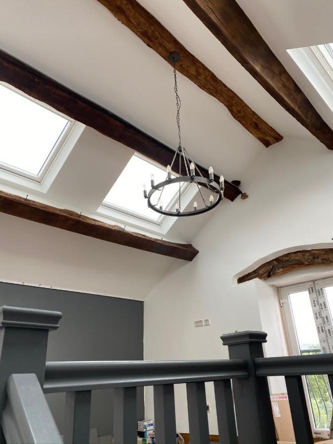 Naze View Barn - Cosy, With All Mod Cons Whaley Bridge Экстерьер фото